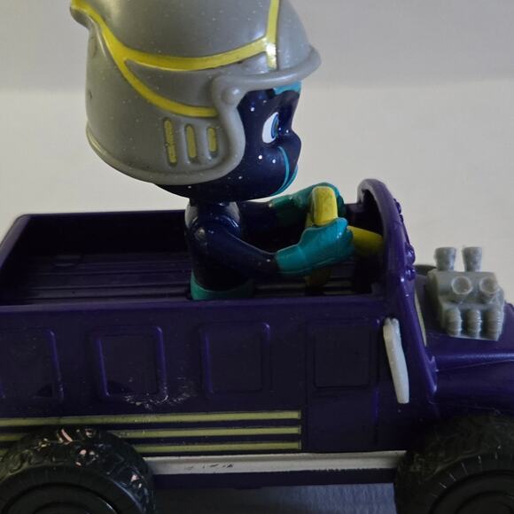 PJ Mask Night Ninja in Car - Picture 2 of 6
